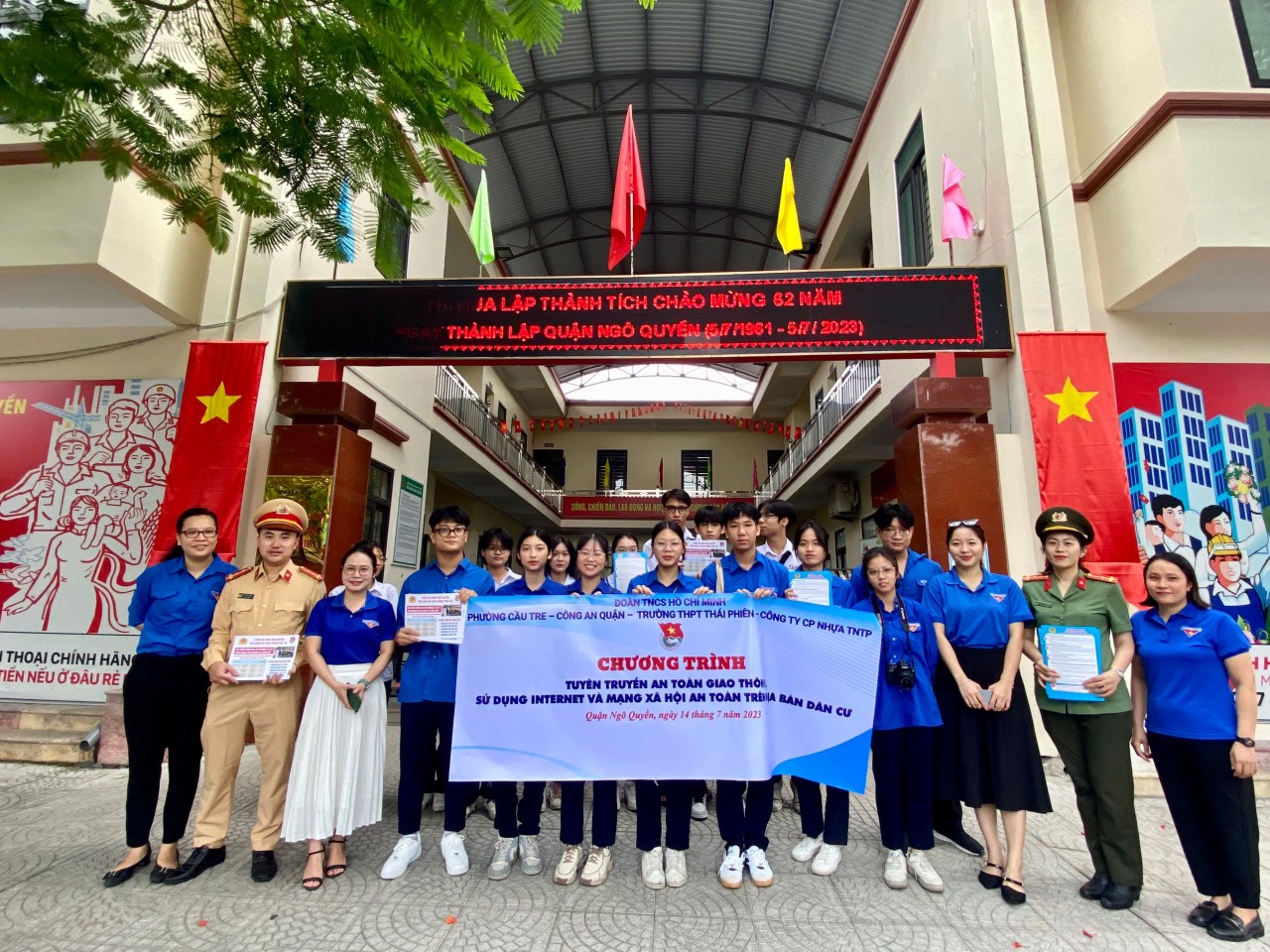 Đoàn Thanh niên Công an quận Ngô Quyền: Đẩy mạnh tuyên truyền về an toàn giao thông và sử mạng xã hội an toàn